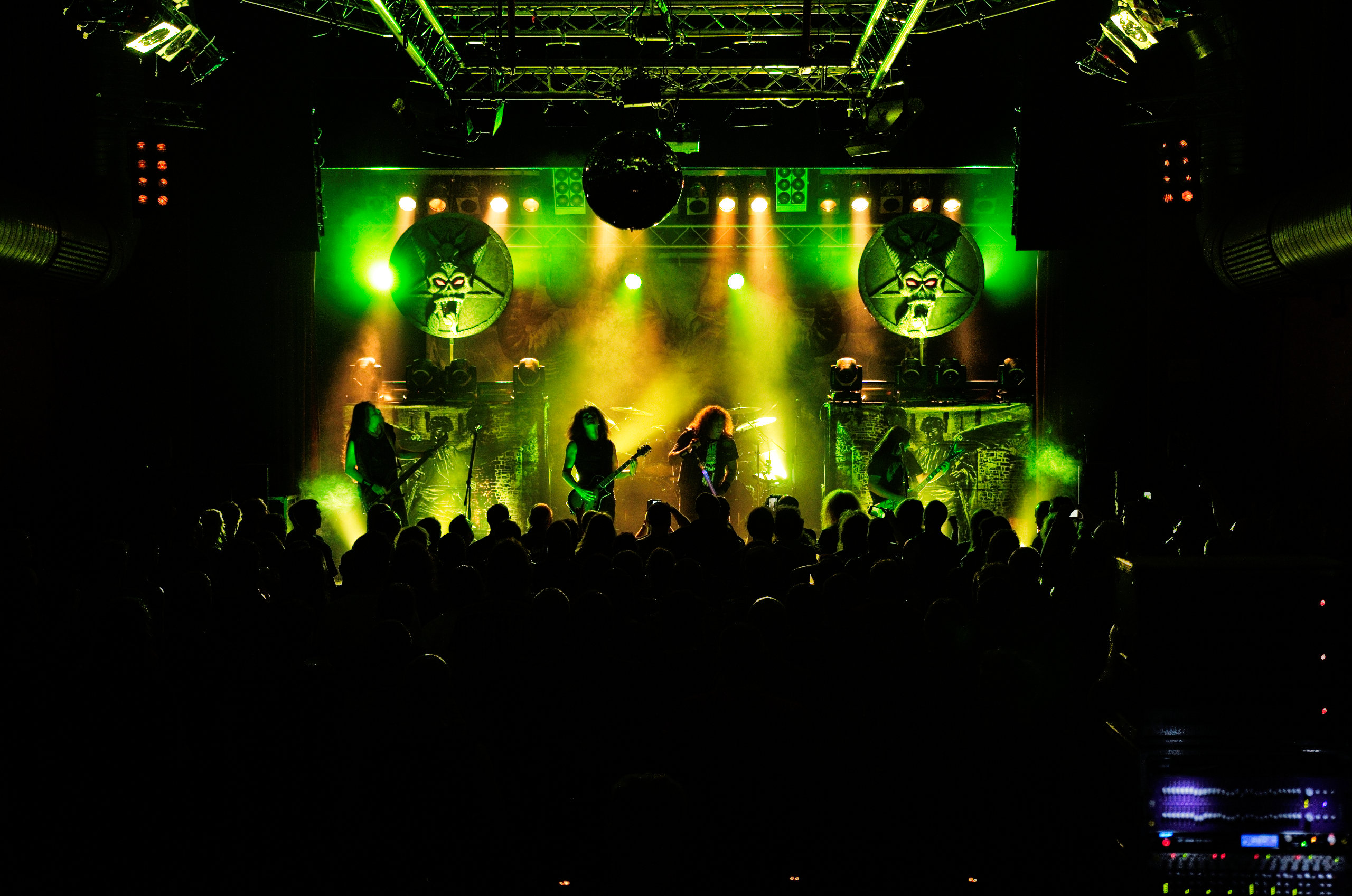 Testament_live in Cottbus